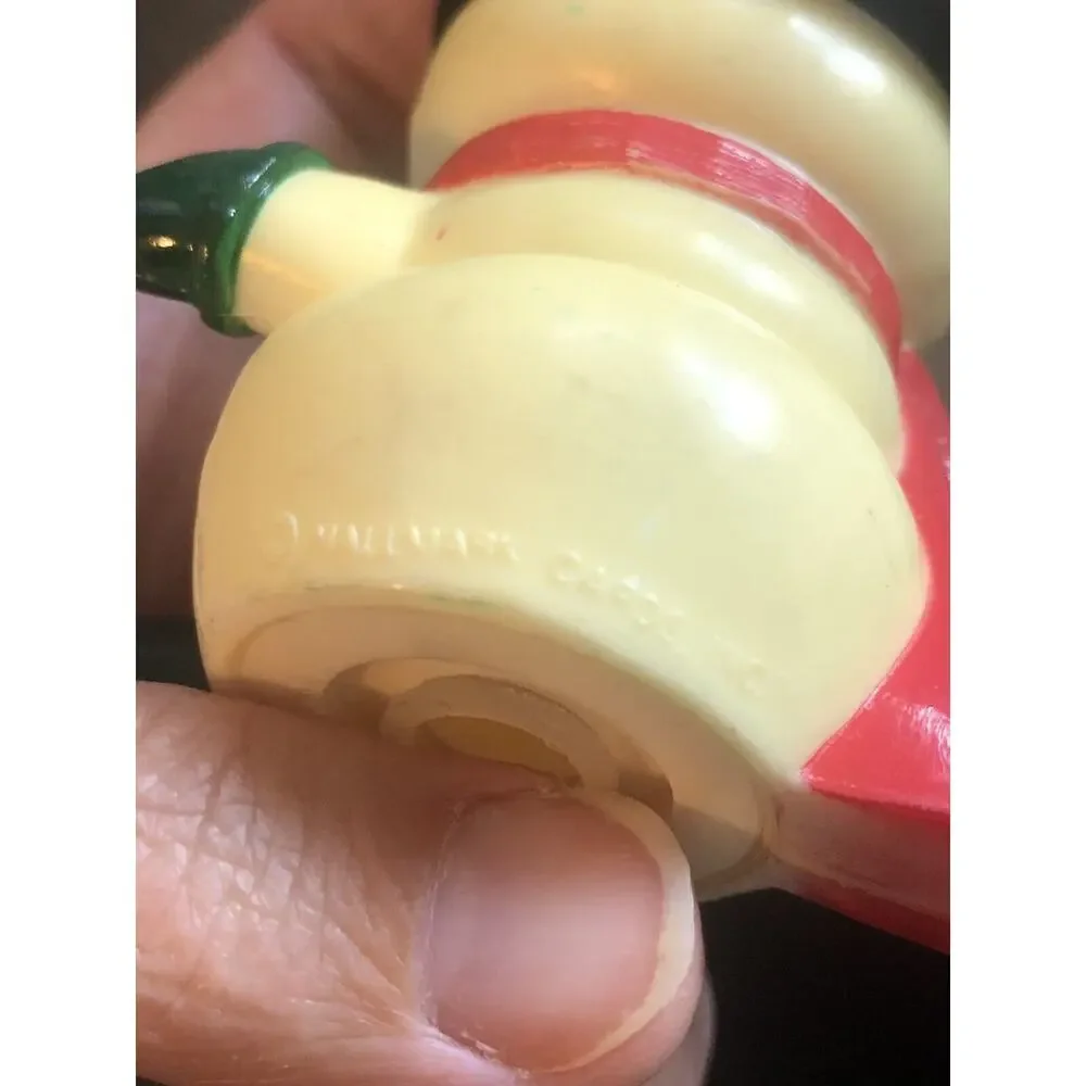 Vintage Hallmark Mr & Mrs Frosty Snowman Christmas Salt and Pepper Shaker Set